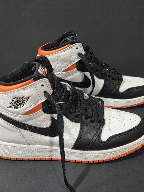 Nike Other - Air Jordan 1 Retro High OG Electro Orange - Youth 5Y / Women's 6.5